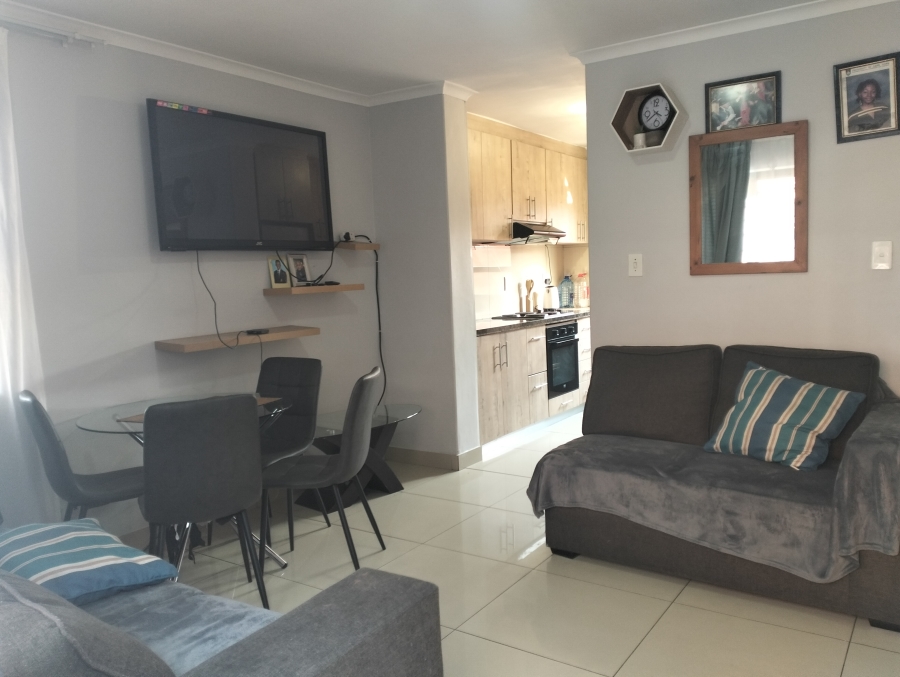 2 Bedroom Property for Sale in Wynberg Western Cape
